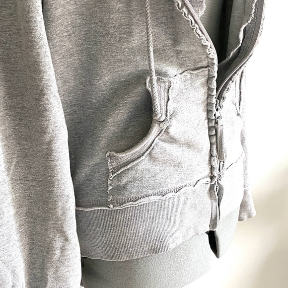 The Limited Gray Hoodie Sweatshirt Size LARGE - Picture 3 of 7
